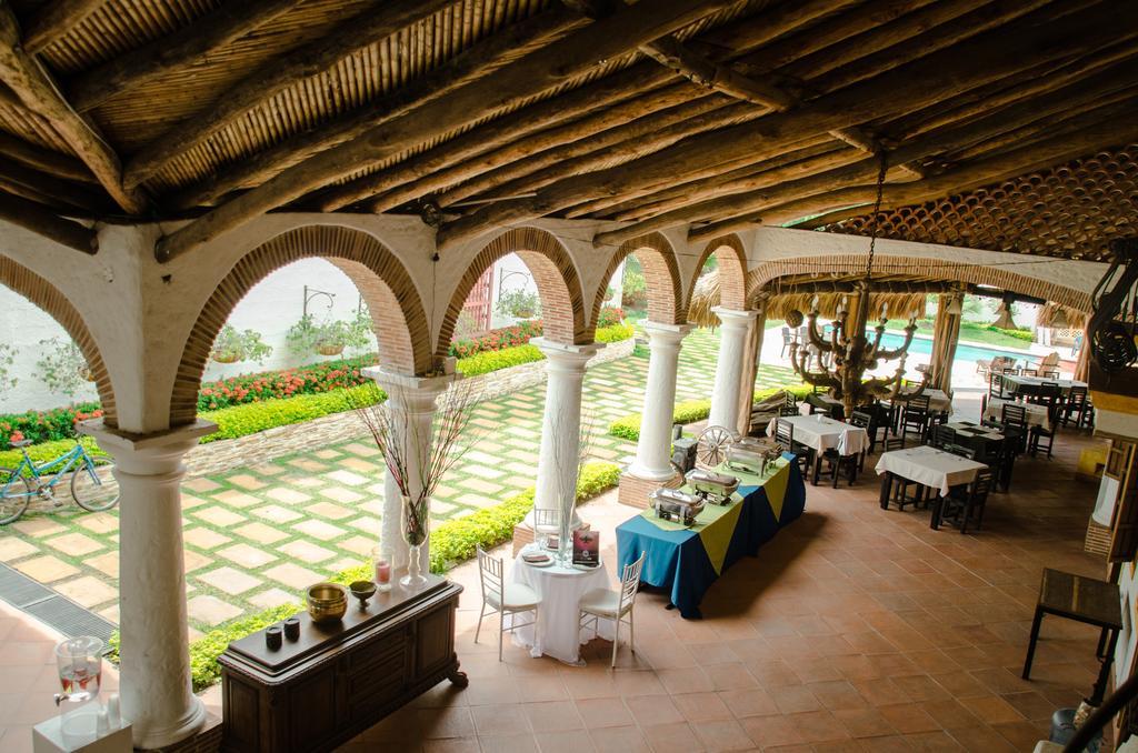 Hotel Santa Barbara Colonial - Santa Fe De Antioquia Extérieur photo