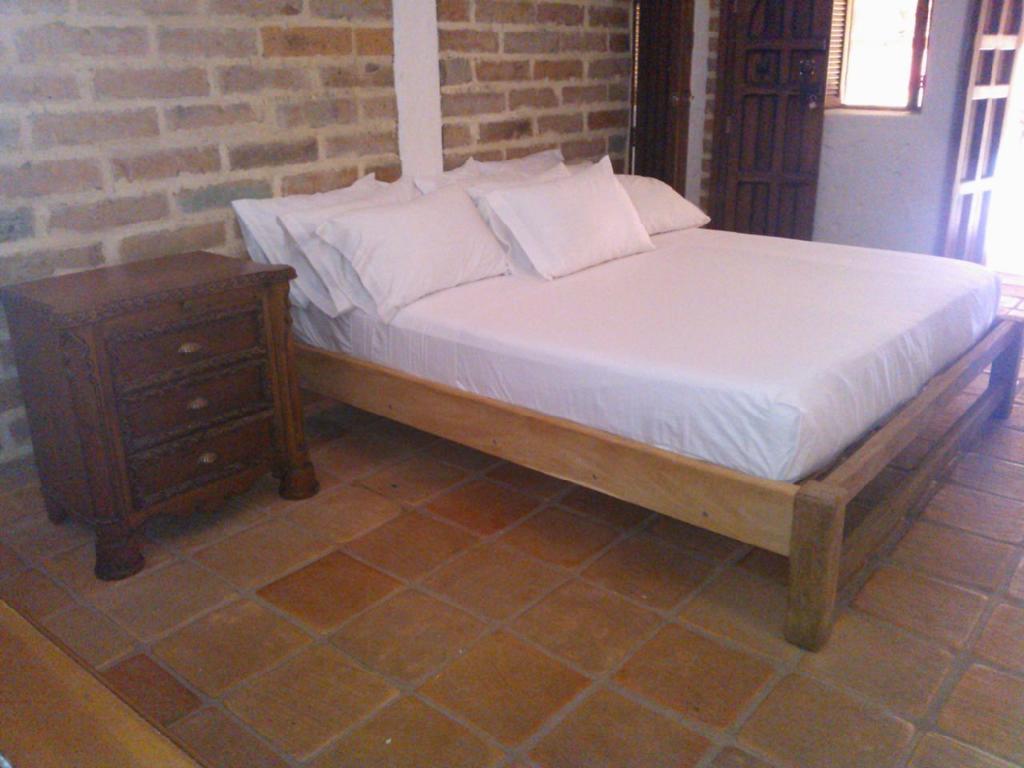 Hotel Santa Barbara Colonial - Santa Fe De Antioquia Chambre photo