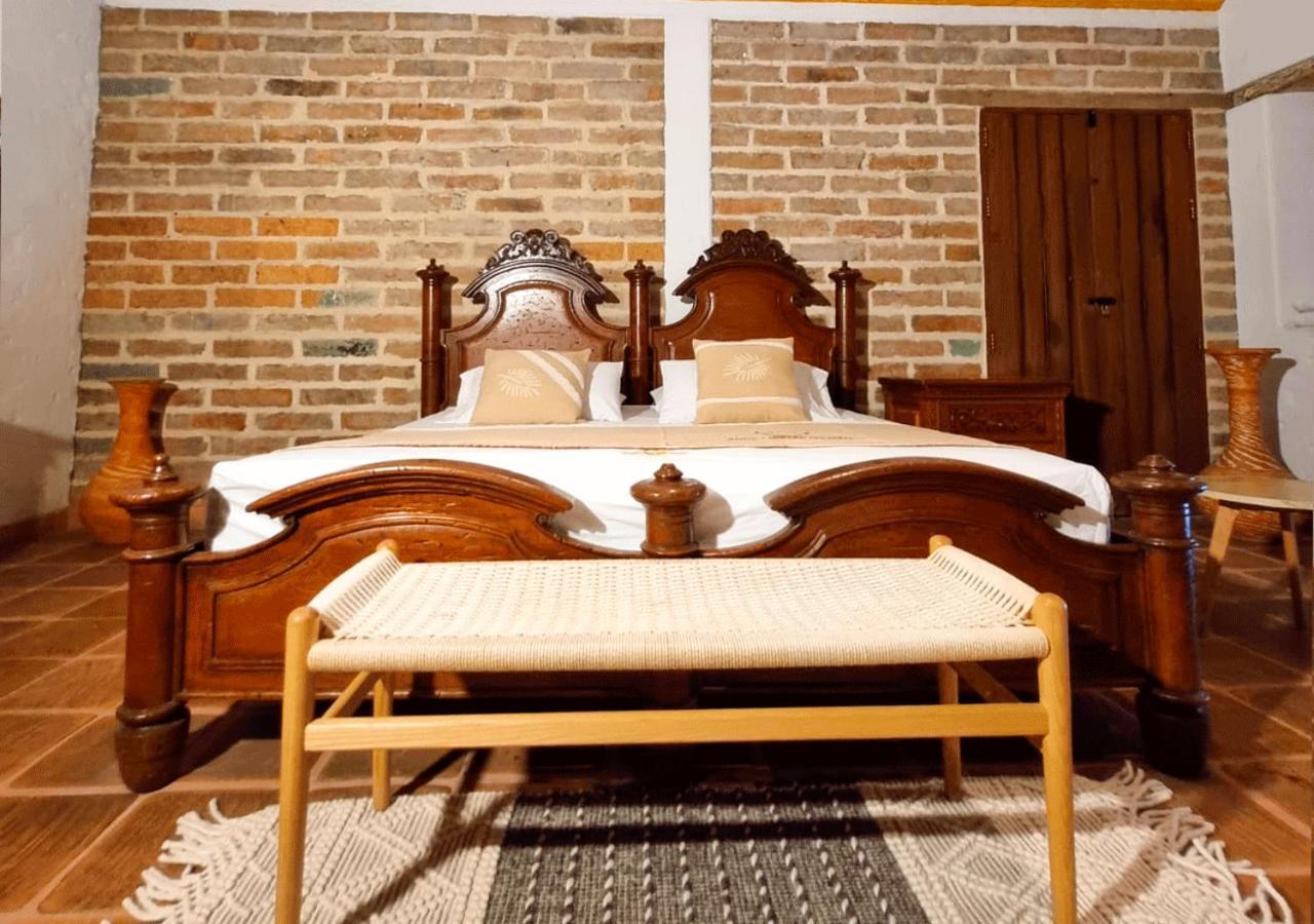 Hotel Santa Barbara Colonial - Santa Fe De Antioquia Extérieur photo
